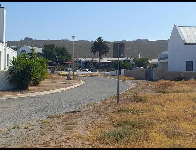 LAND FOR SALE IN HARBOUR LIGHTS